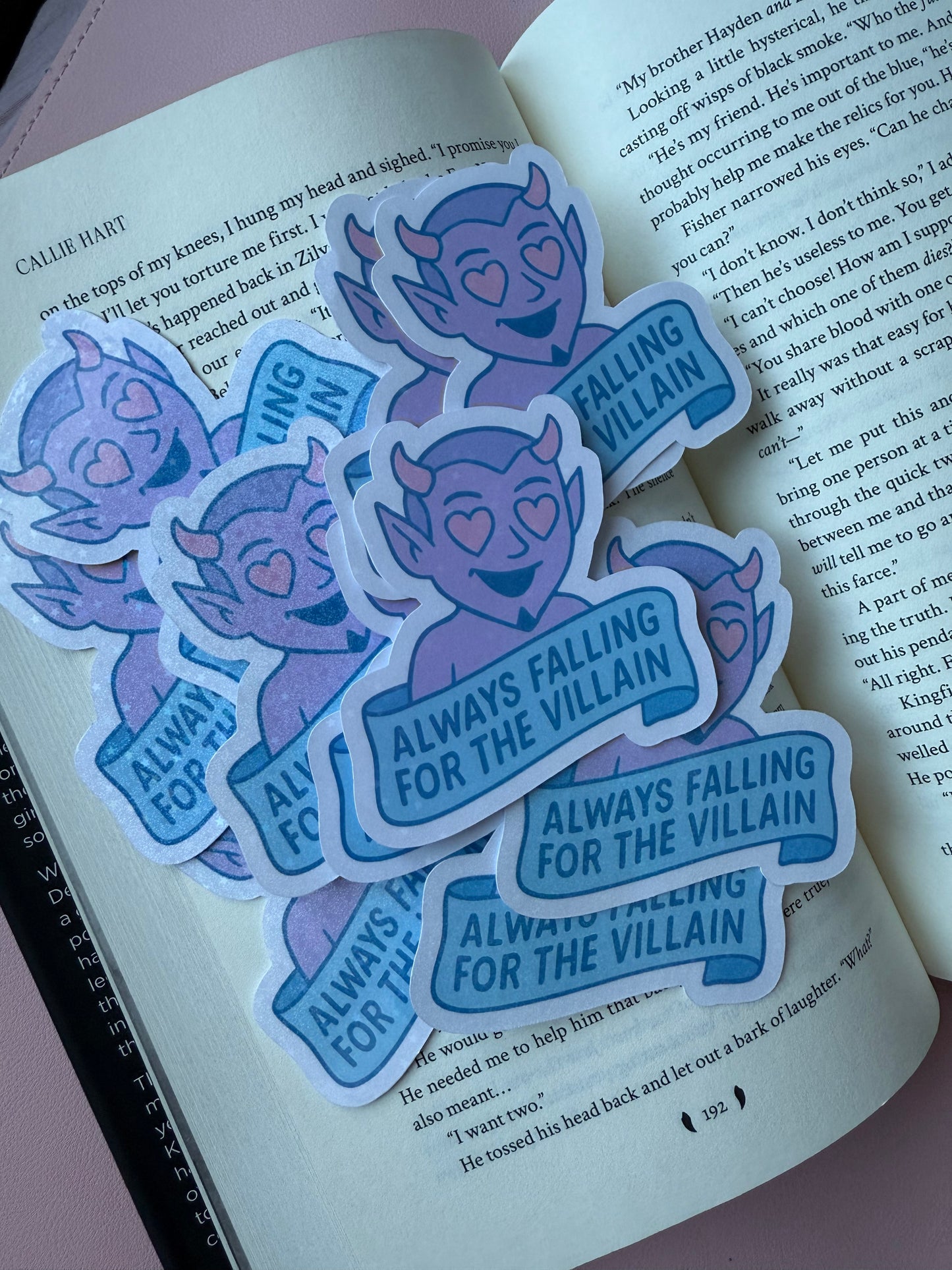 đ Always Falling for the Villain Sticker â laminerad