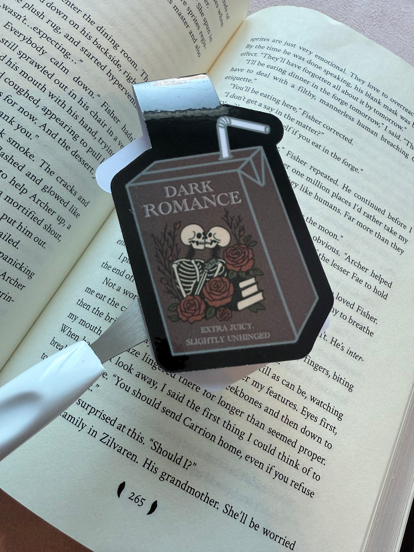 🖤 Magnetiskt bokmärke – Dark Romance
