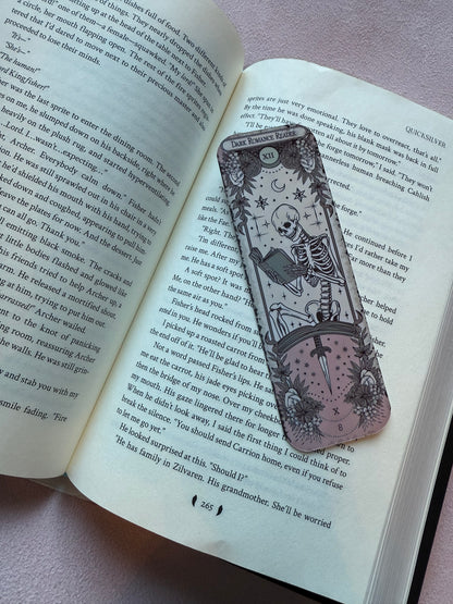 🖤 Bokmärke – Dark Romance Reader (Tarot design)