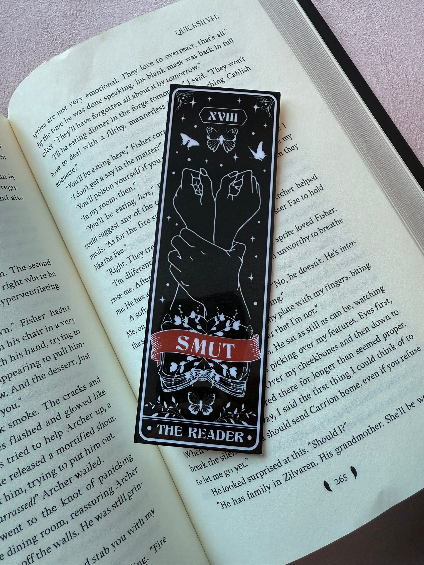 🖤 Bokmärke – Smut The Reader (Hands design)